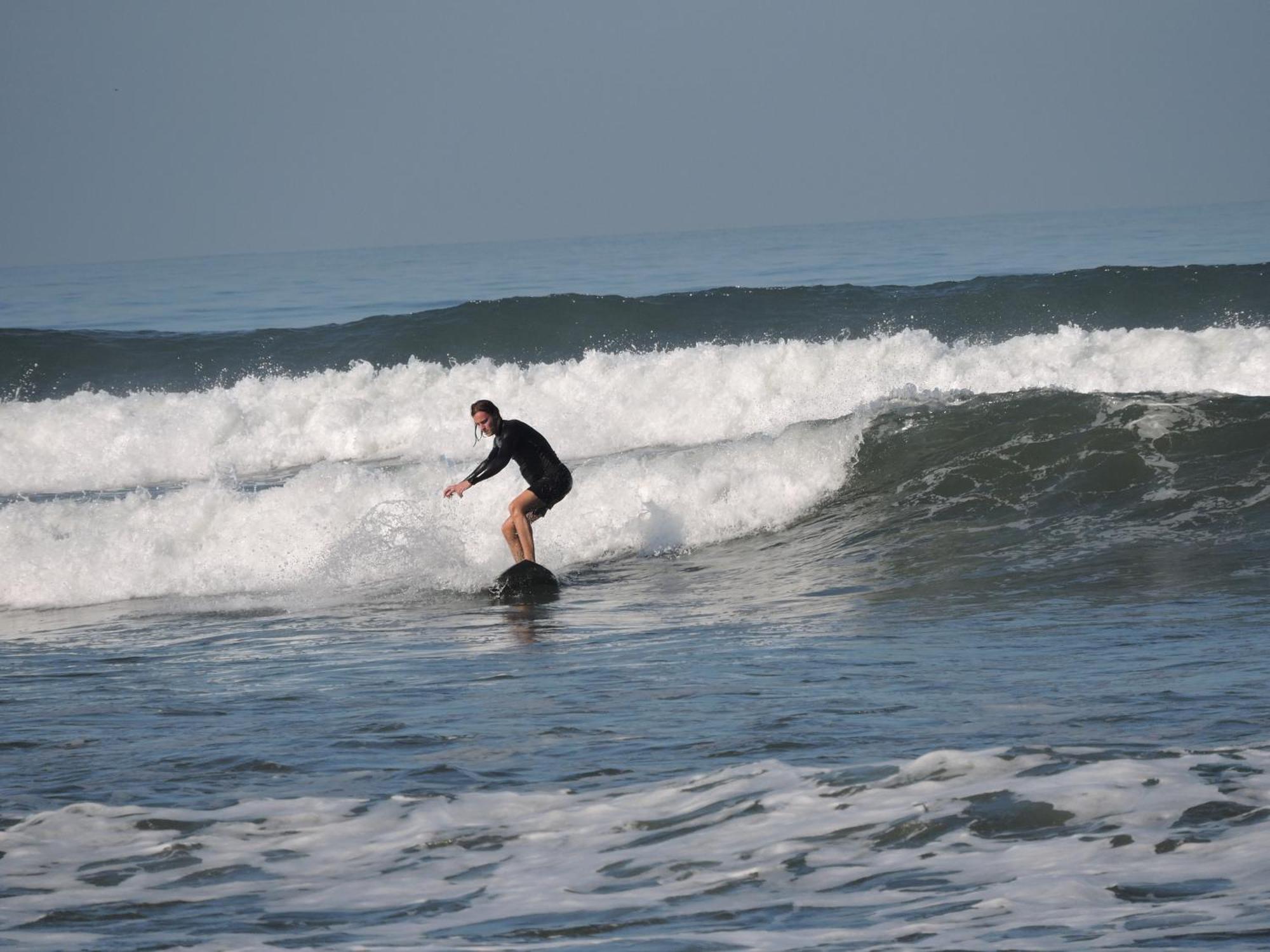 JembranaAyolah Surf House &Surf Campアパートメント エクステリア 写真