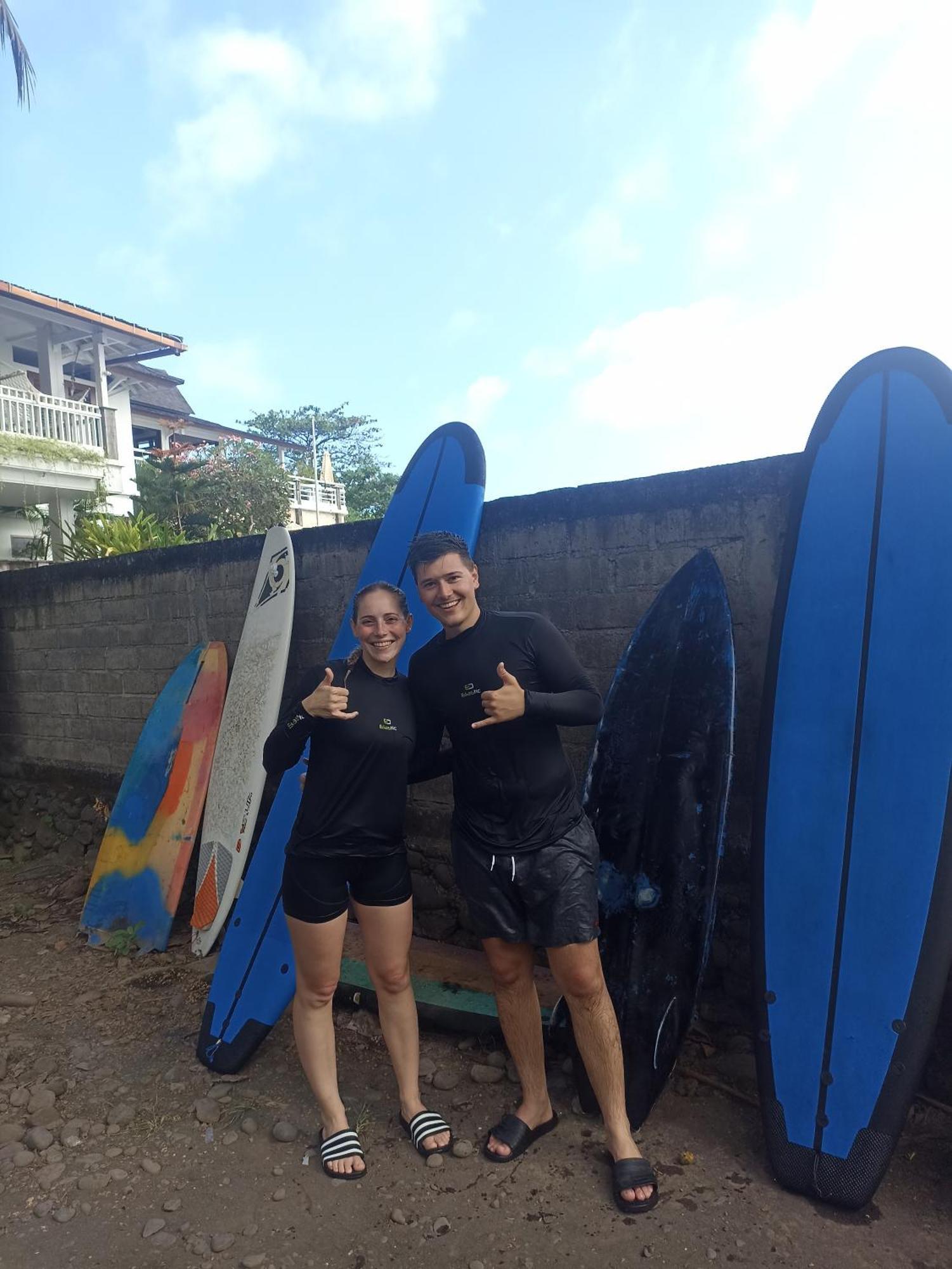 JembranaAyolah Surf House &Surf Campアパートメント エクステリア 写真