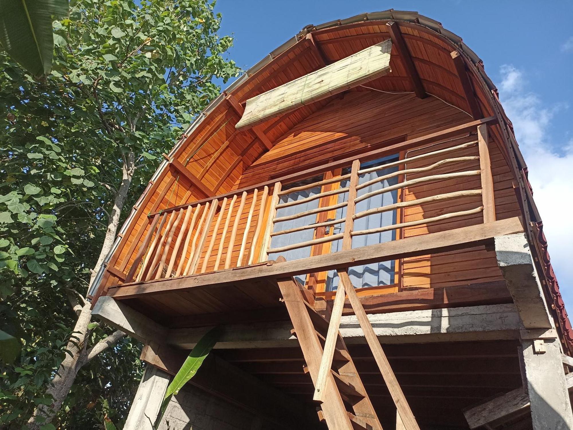 JembranaAyolah Surf House &Surf Campアパートメント エクステリア 写真