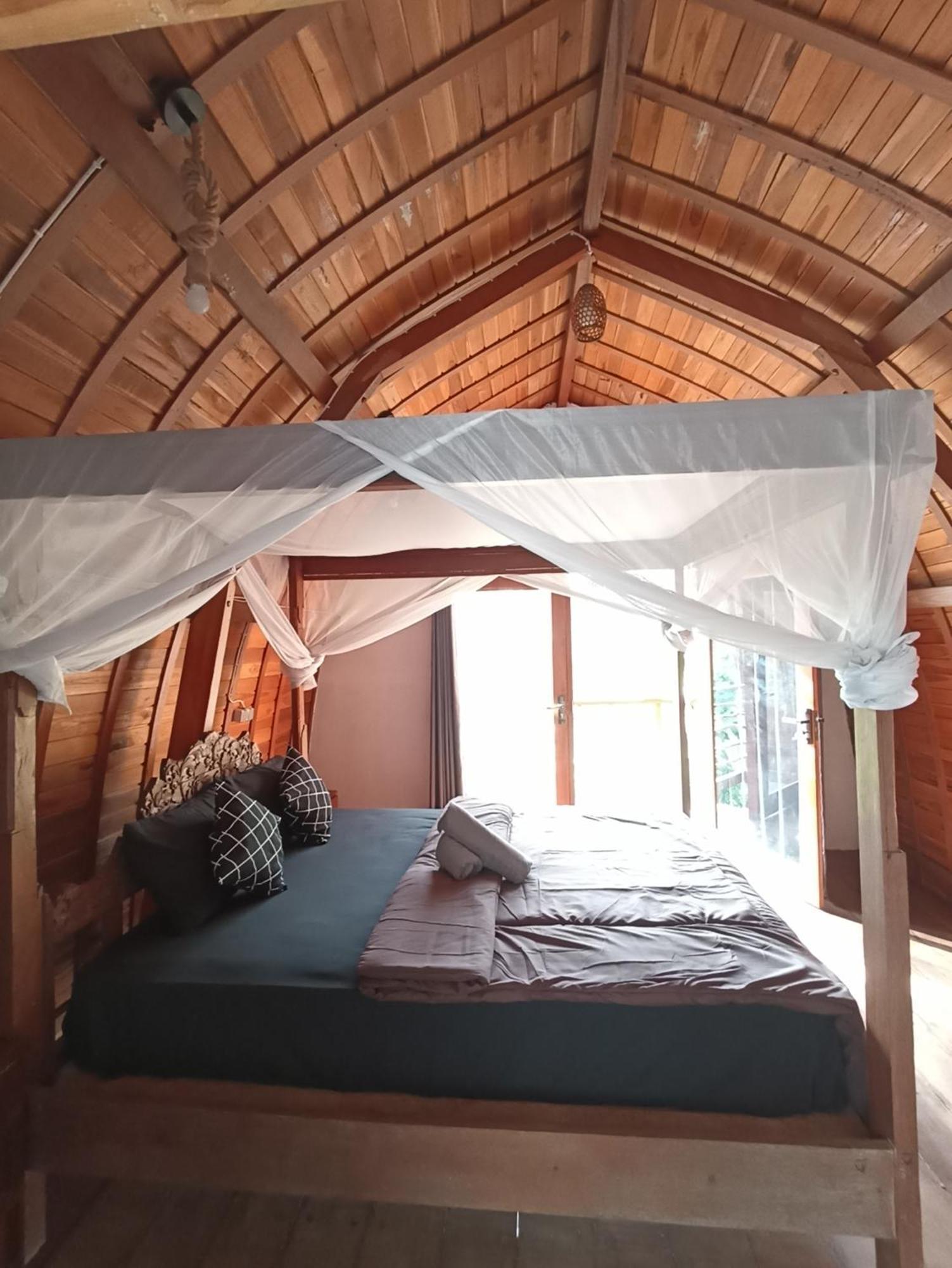 JembranaAyolah Surf House &Surf Campアパートメント エクステリア 写真