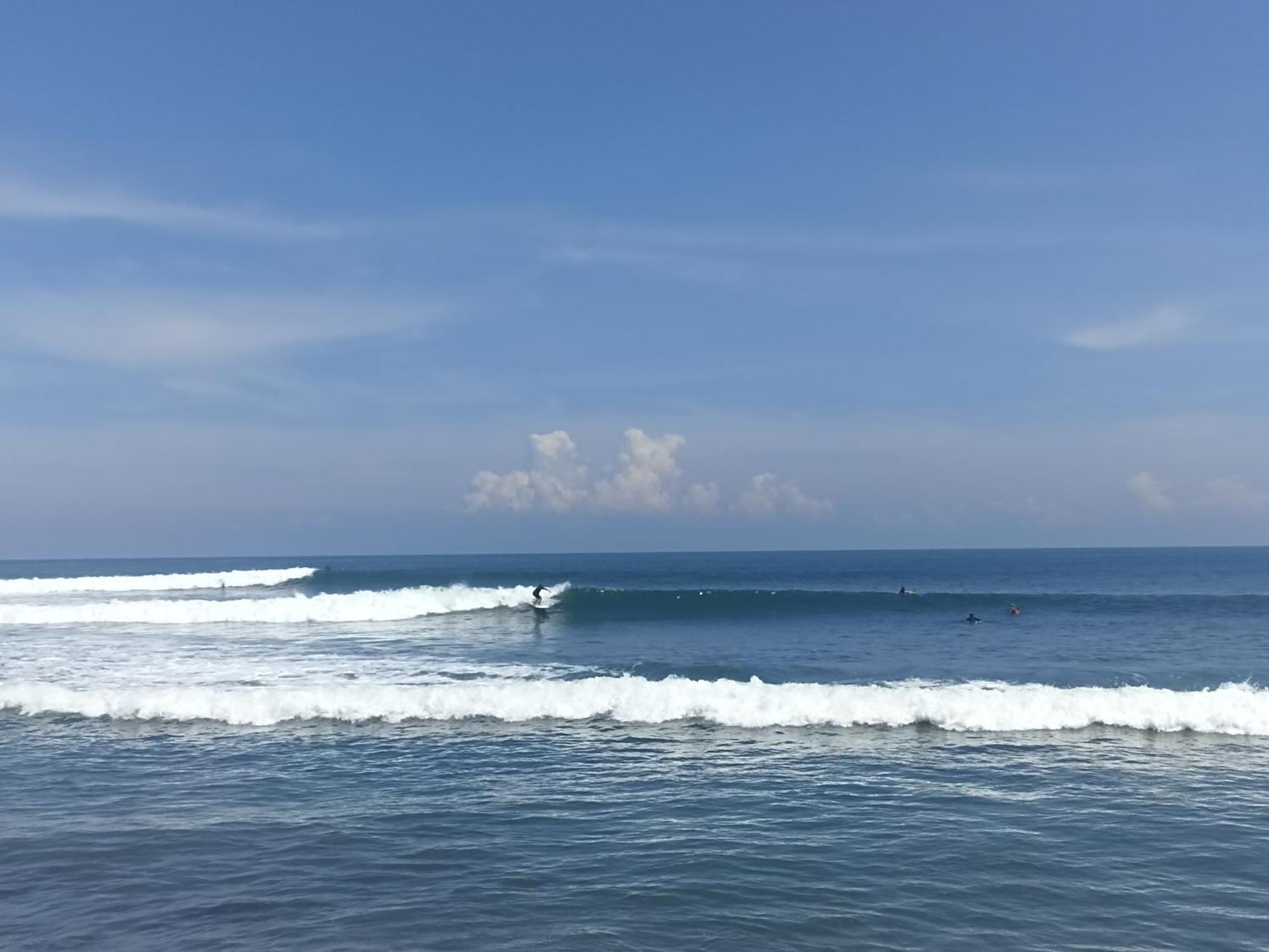 JembranaAyolah Surf House &Surf Campアパートメント エクステリア 写真